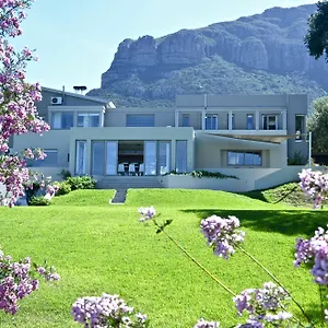 https://pure-guest-house.hotels-capetown.com